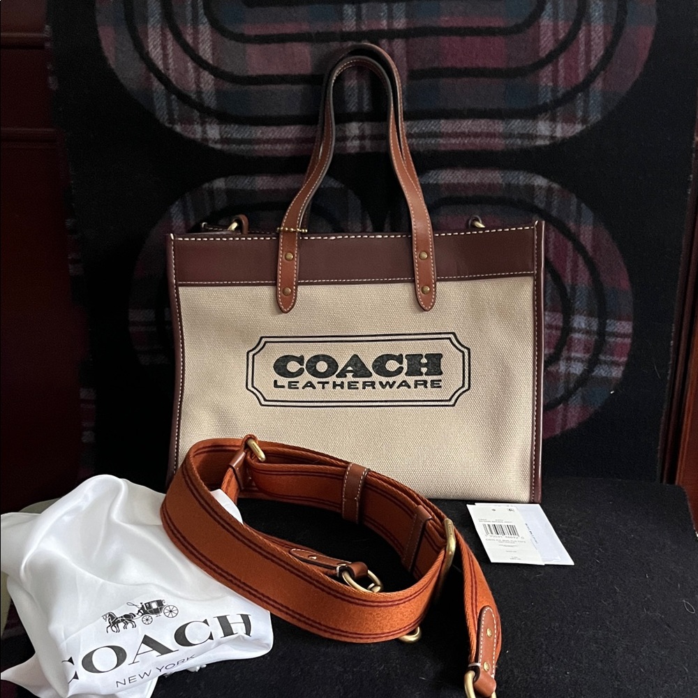 Coach Leatherware Cream and Brown women’s tote bag field canvas